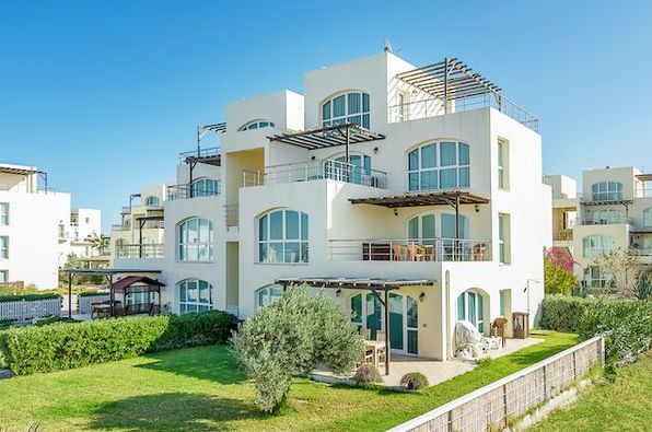 Недвижимость на Северном Кипре: Путеводитель по покупке собственного рая