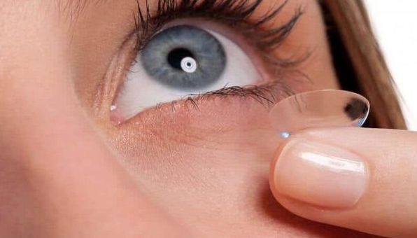 Как выбрать контактные линзы: основные критерии